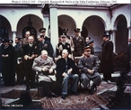 Churchill, Roosevelt e Stalin durante a conferncia de 1945. </br></br> Palavras-chave: Segunda guerra. Stalin. Churchill. Roosevelt. Europa. Economia. Poltica. Conferncia. Pases. Guerra. 