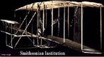 Fotografias de um Aeroplano, 1909: Wilbur Wright foi o piloto de dois notveis eventos na histria do Sensoriamento Remoto. As primeiras fotografias de um avio foram tiradas pelo passageiro de Wilbur, L. P. Bonvillain, num voo de demonstrao na Frana, em 1908. No ano seguinte, a primeira tomada area com uma cmara de cinema foi realizada quando outro fotgrafo acompanhou Wright. </br></br> Palavras-chave: Fotografia area. sensoriamento remoto. Geografia. Cartografia. Geoprocessamento. Mapeamento. Mapas. Geotecnologias. 