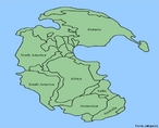 Pangia foi o nome dado ao continente que, segundo a teoria da Deriva continental, existiu at 200 milhes de anos, durante a era Mesozica. A palavra origina-se do fato de todos os continentes estarem juntos (Pan) formando um nico bloco de terra (Geia). Por outro lado, estudando-se a mitologia grega, encontramos: Pan, como o deus que simbolizava a alegria de viver, e Geia, Gaia ou Ge como a deusa que personificava a terra com todos os seus elementos naturais. </br></br> Palavras-chave: Pangeia. Supercontinente. Placas Tectnicas.