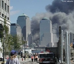 World Trade Center foi um complexo de edifcios construdo no incio da dcada de 1970, localizado em Manhattan, Nova Iorque, EUA. Chamadas de as Torres Gmeas, com 110 andares, onde trabalhavam diariamente cerca de 50 mil pessoas. </br></br> Palavras-chave: Torres. Atentado. Terror. Bomba. Poltica. Petrleo. Oriente. Ocidente.  